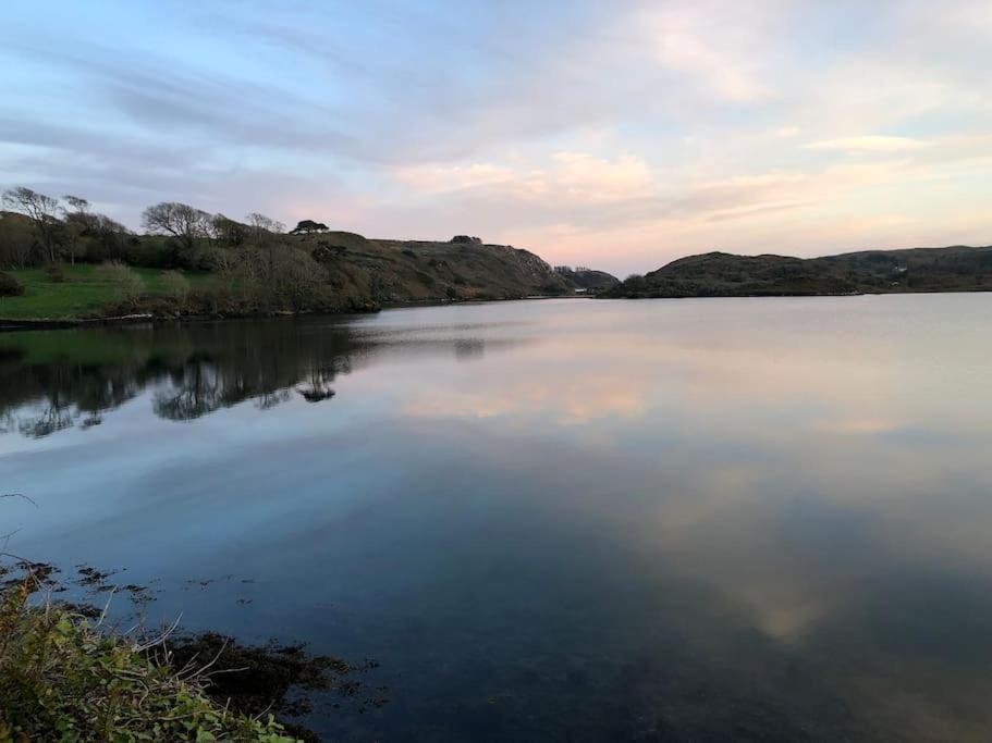 Lough Hyne Cottage สกิบเบอรีน ภายนอก รูปภาพ